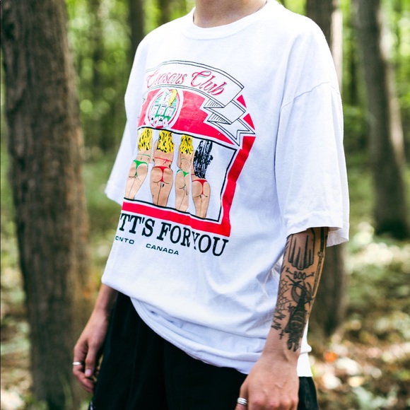 Caesar's Club Graphic T-Shirt - Picture 3 of 4